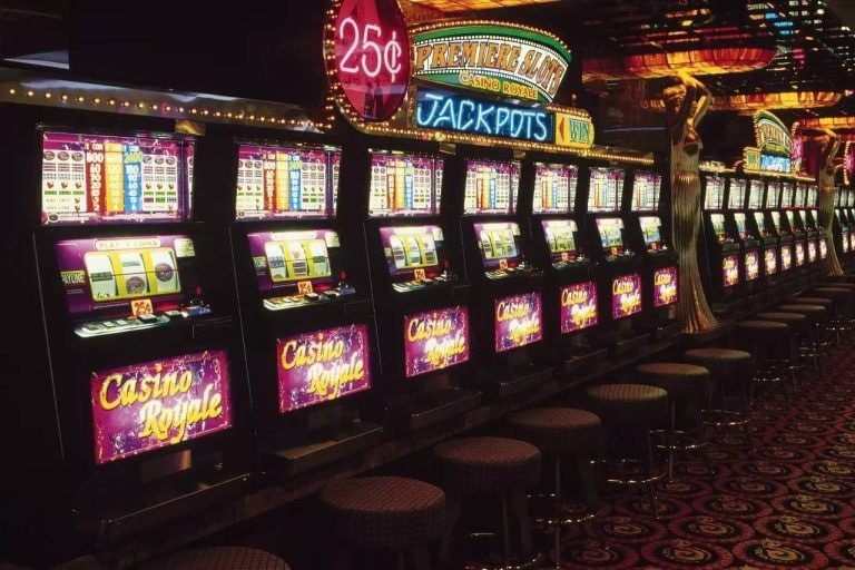 lslots ကာစီနို Baccarat Roulette MMK ကျပ်ဖြင့် Online Casino ကစားနိုင်